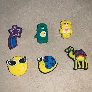 6 ASSORTED CHARMS FOR DECORATING  SHOES - EMOJI HAPPY FACE / CARE BEAR